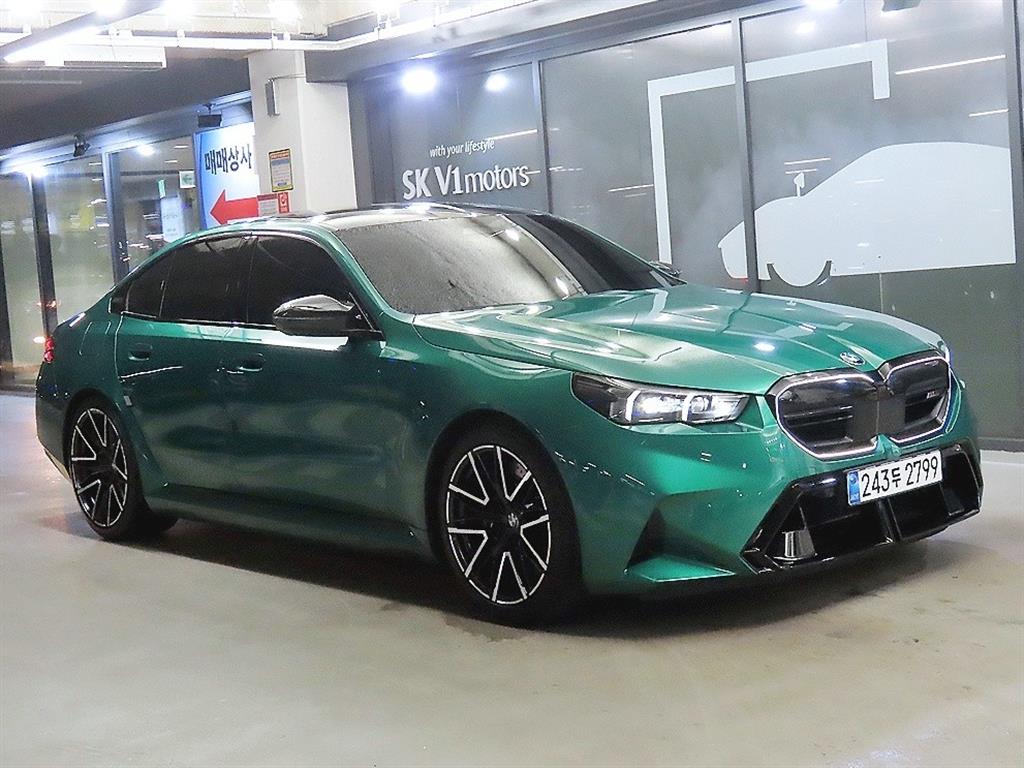 BMW M5 PHEV