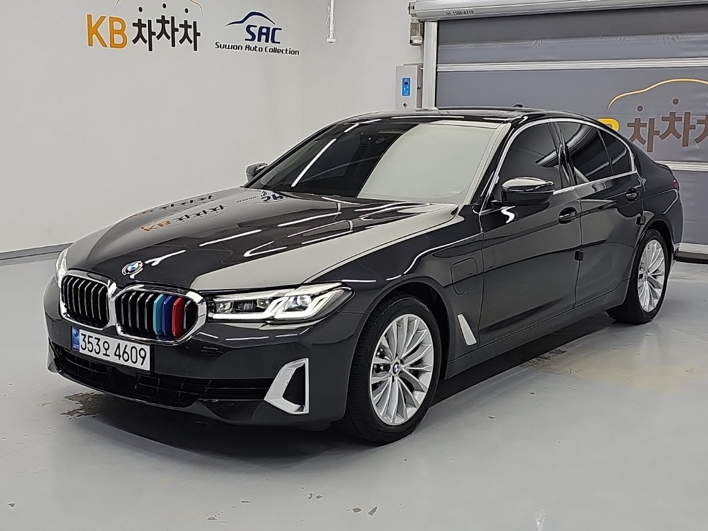 BMW 5 Series 530e Luxury
