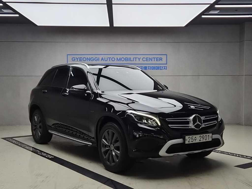 벤츠 GLC 350e 4Maetik Premium