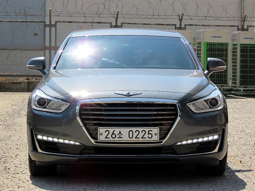 Genesis EQ900 3.8 GDi Luxury
