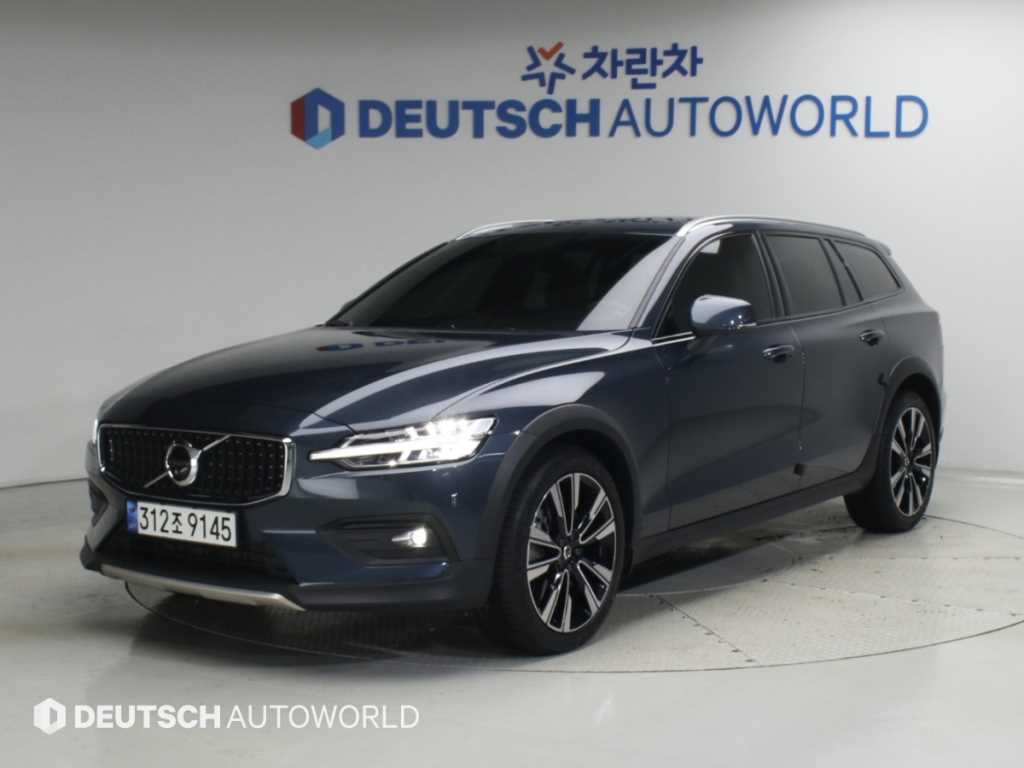 Volvo V60 Keuroseukeonteuri 2.0 B5 AWD Pro