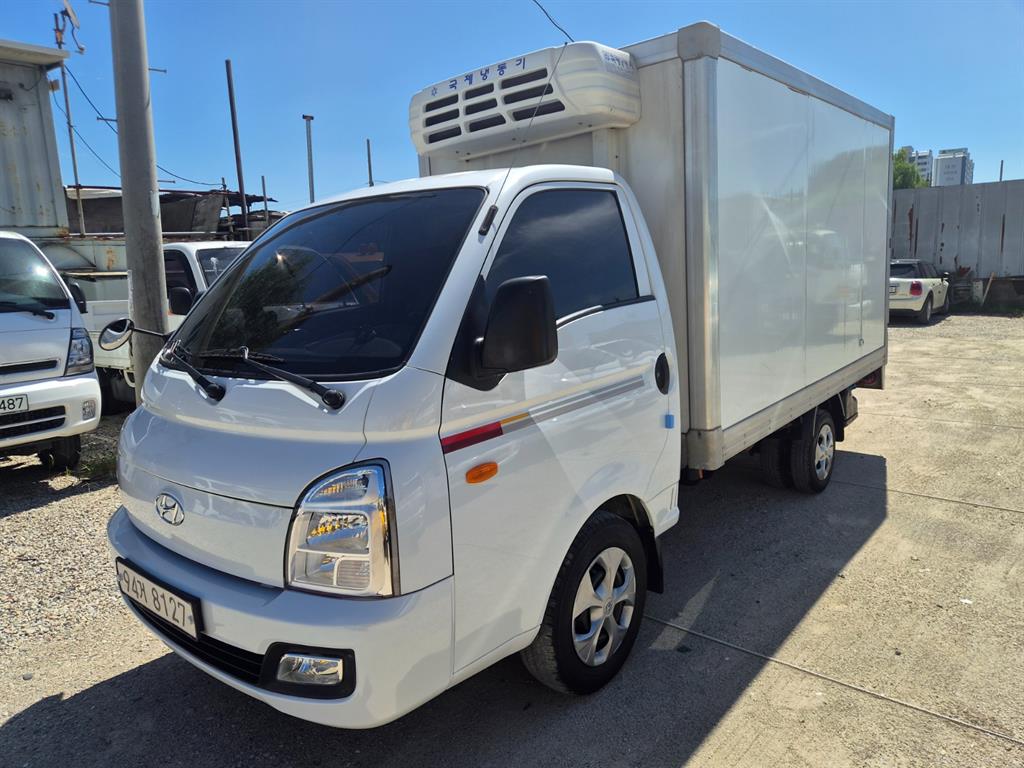 Hyundai Porter II Хөргөгчтэй Энгийн кабин Twin Comp