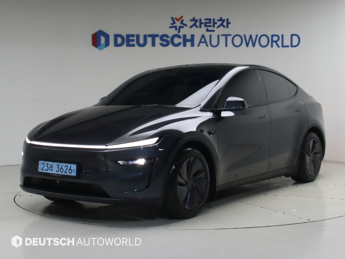 Tesla Model Y RWD
