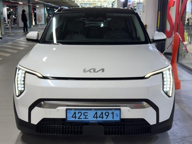 Kia EV3 Rong Reinji Eoseu