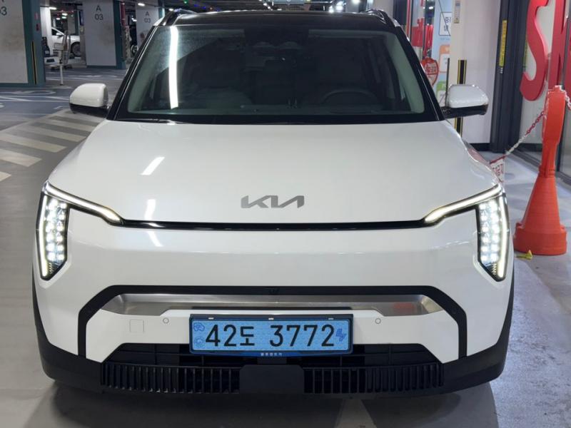 Kia EV3 Rong Reinji Eoseu