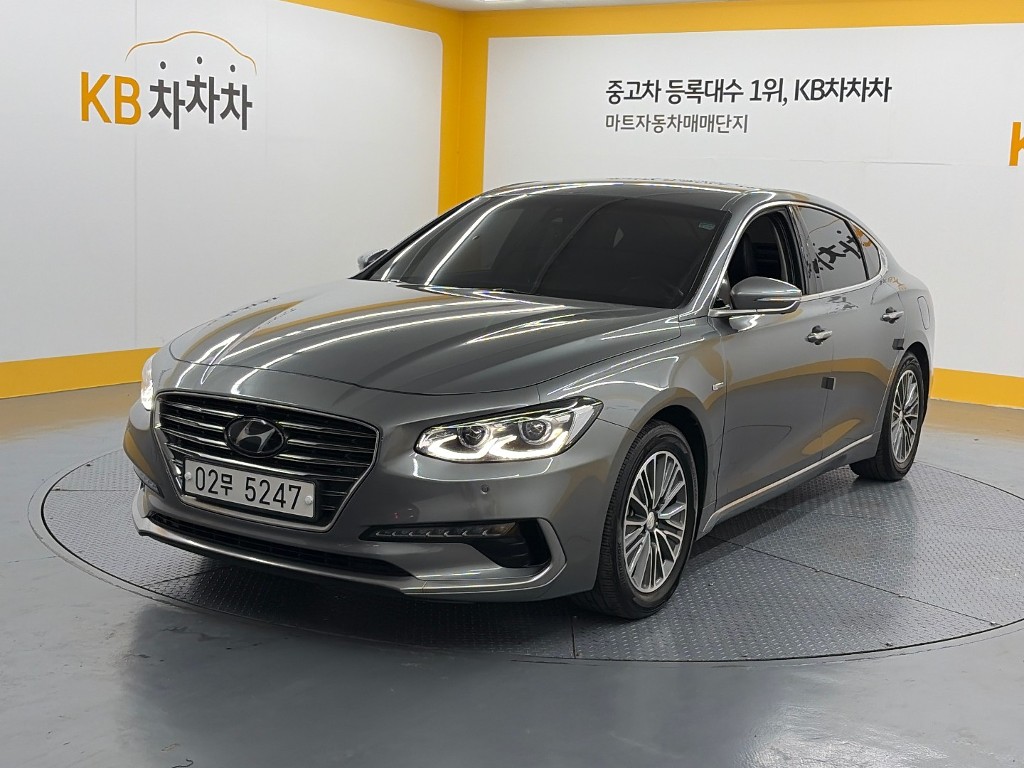 Hyundai Grandeur Hybrid 2.4 HEV Exclusive Special
