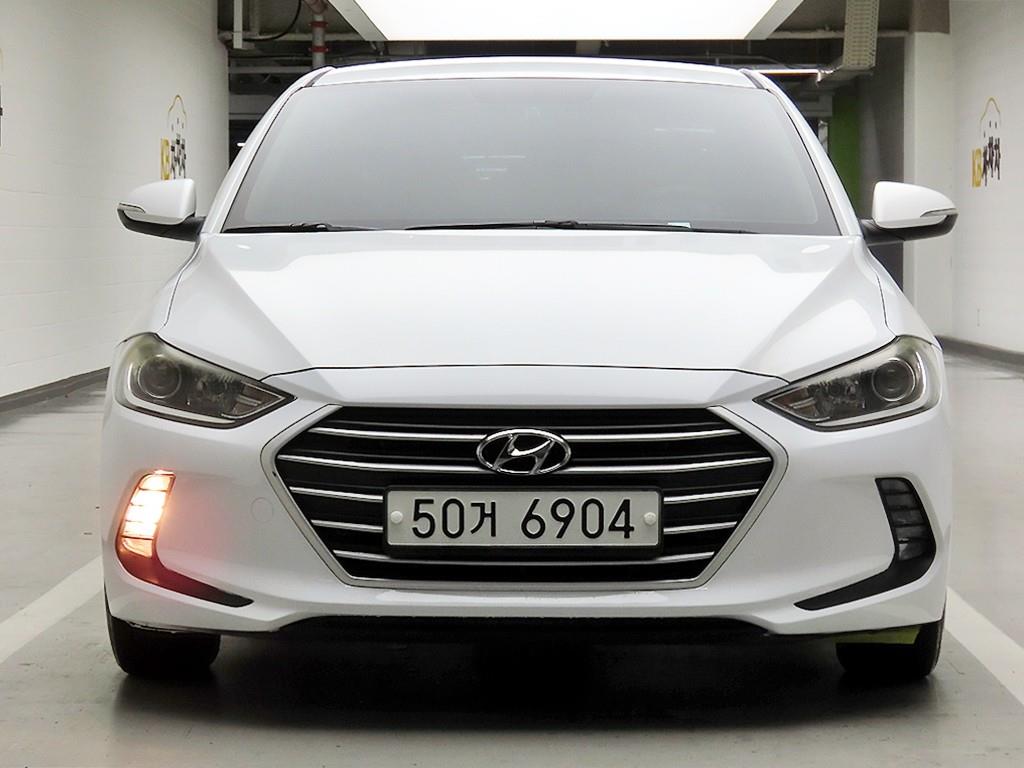 Hyundai Avante 1.6 GDi Style