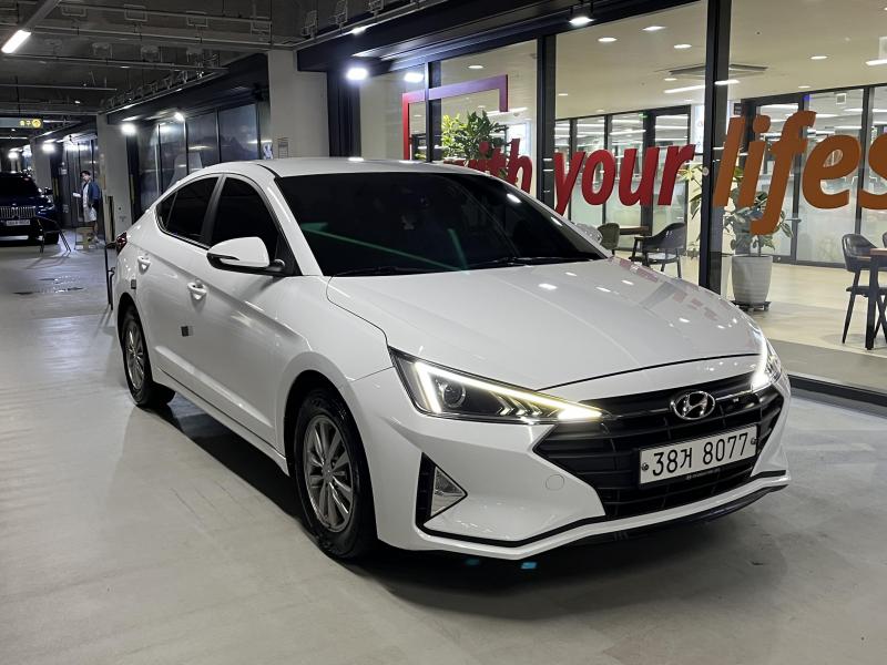 Hyundai Avante 1.6 Smart