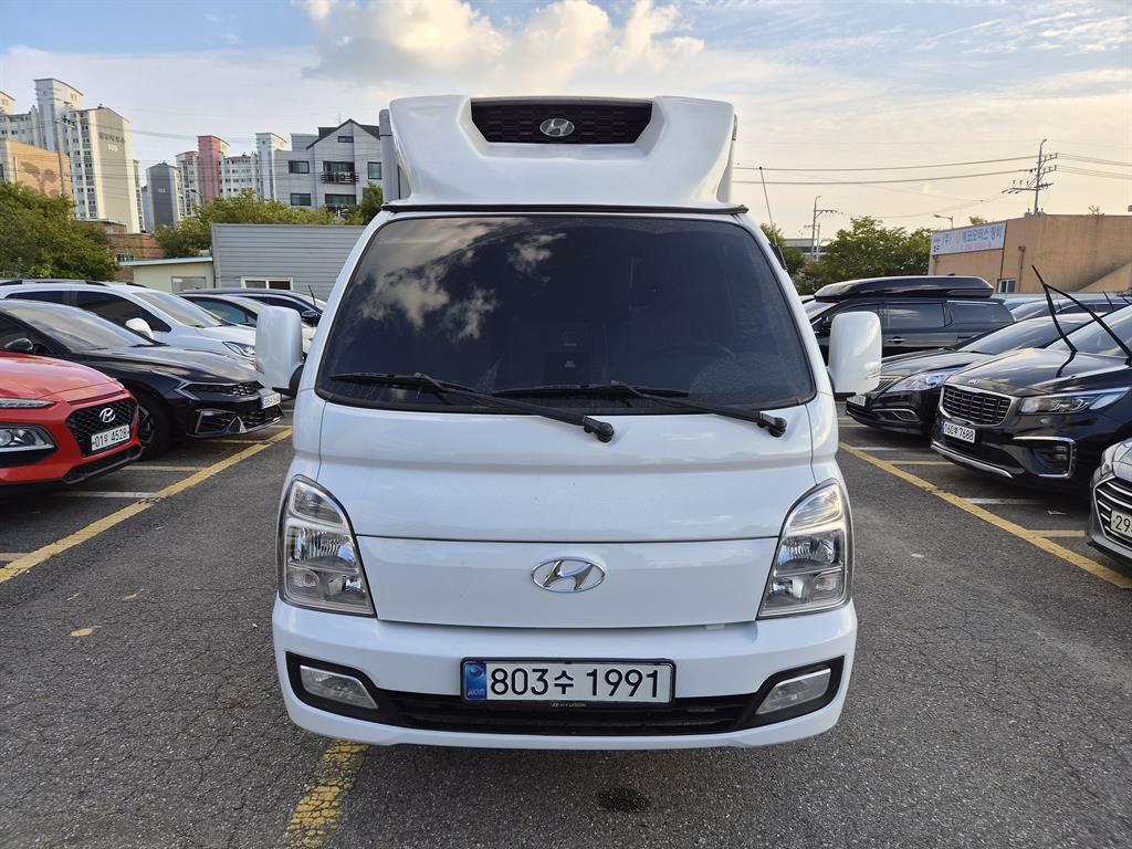 현대 Porter II Refrigerated Super Cab Twin Comp