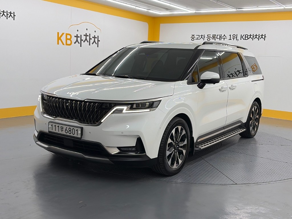Kia Carnival 7 seats Signature