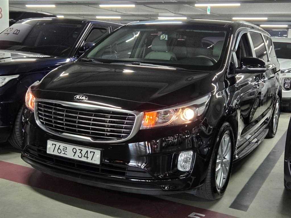 기아 카니발 11 seats Luxury