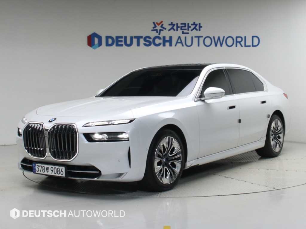 BMW 7 Series 740d xDrive DPE Ikseukyutibeu
