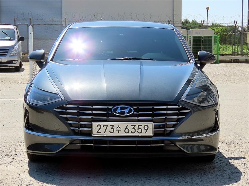 Hyundai Sonata Hybrid 2.0 HEV Premium Plus