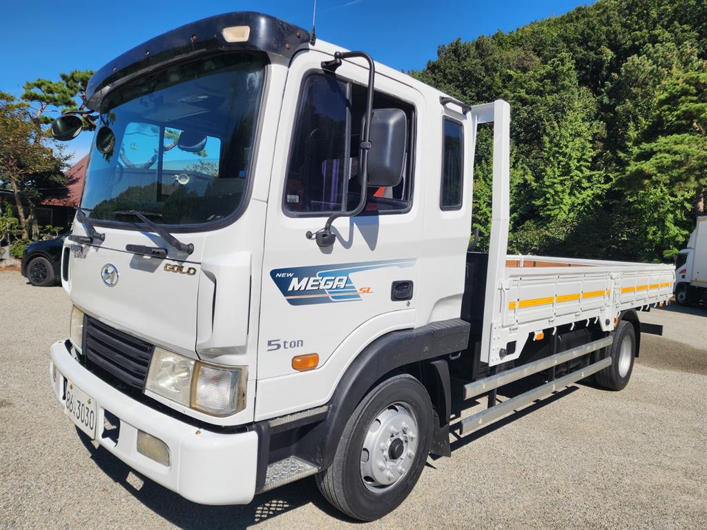 현대 Mega Truck 5т Урт бие