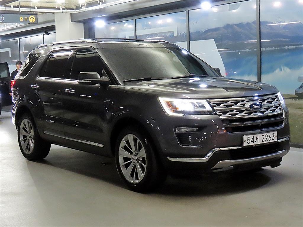 포드 익스플로러 2.3 AWD Limited