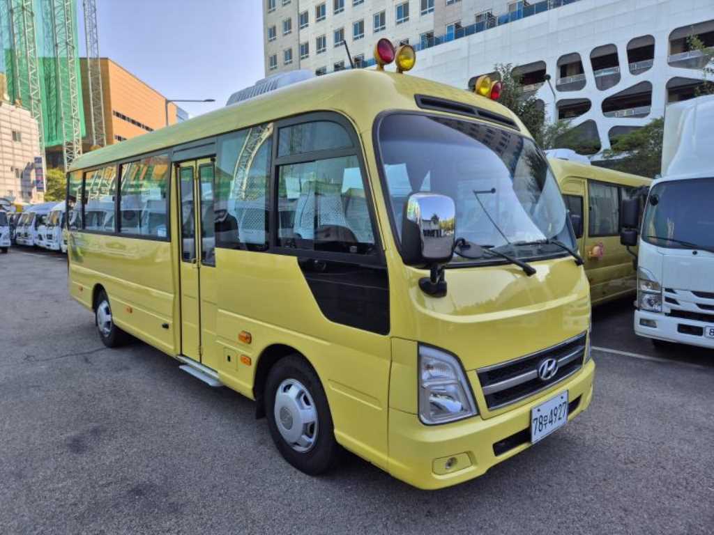Hyundai County Nyubeurijeu 21 суудал Rongbadi
