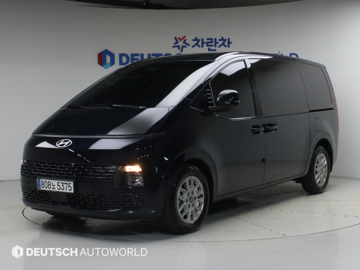Hyundai Staria 3.5 LPG Cargo 3 seats Modern