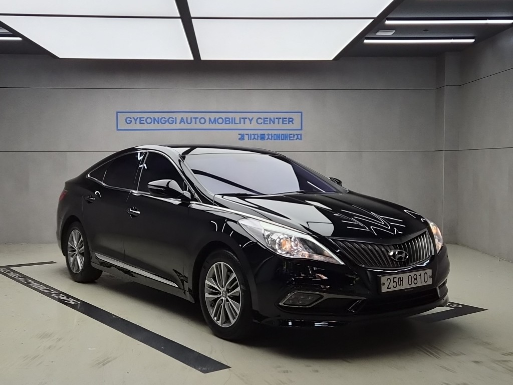 Hyundai Grandeur HG 240 Modern Keolreksyeon