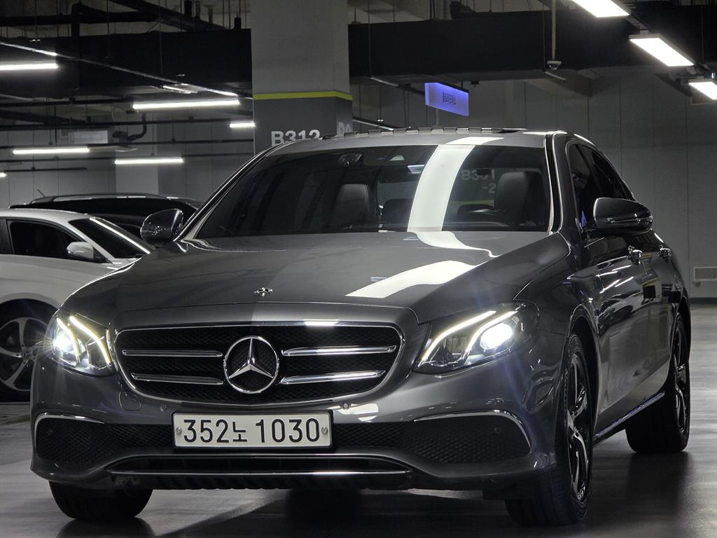 Mercedes-Benz E-Class E250 Avantgarde