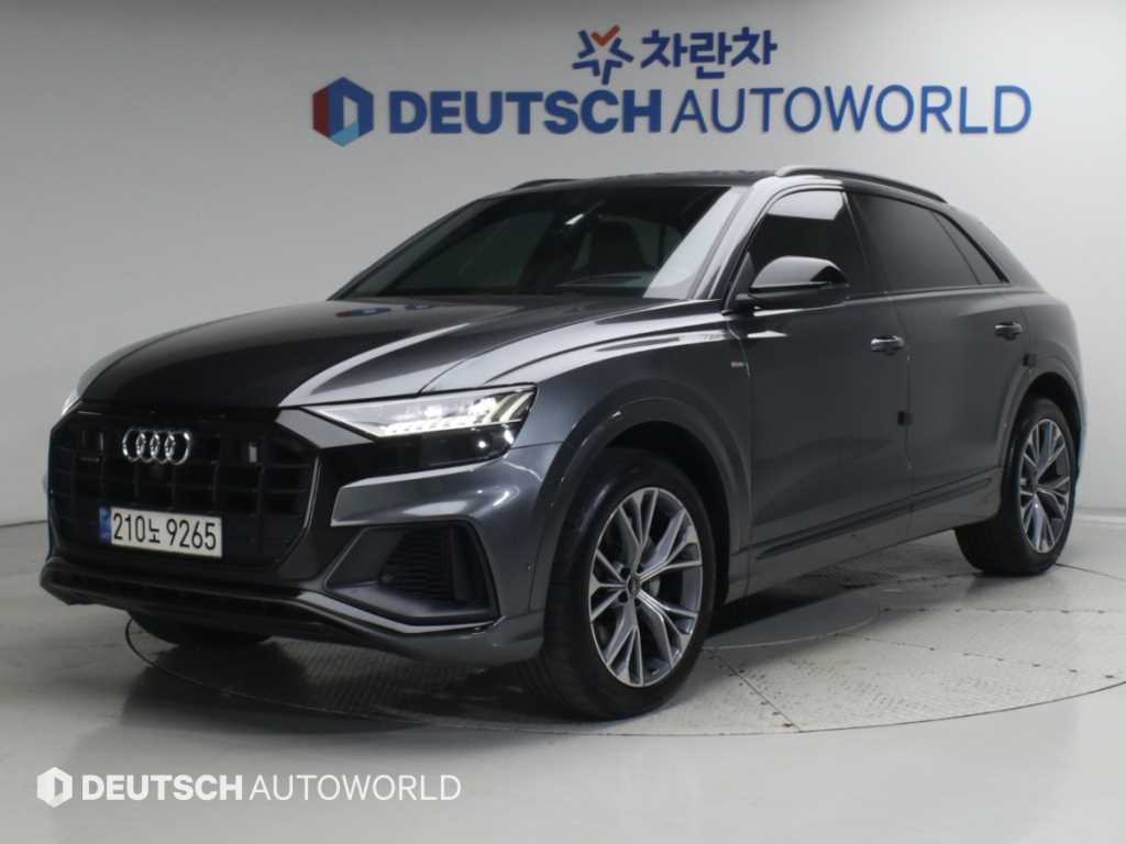아우디 Q8 55 TFSI Quattro Premium