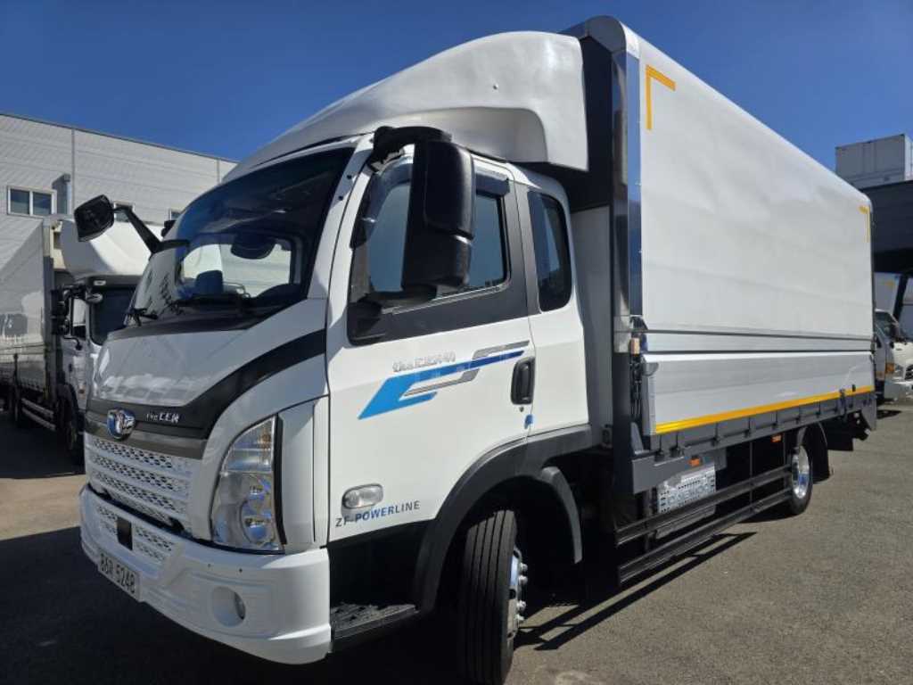 Tata Daewoo Ducen Wing body