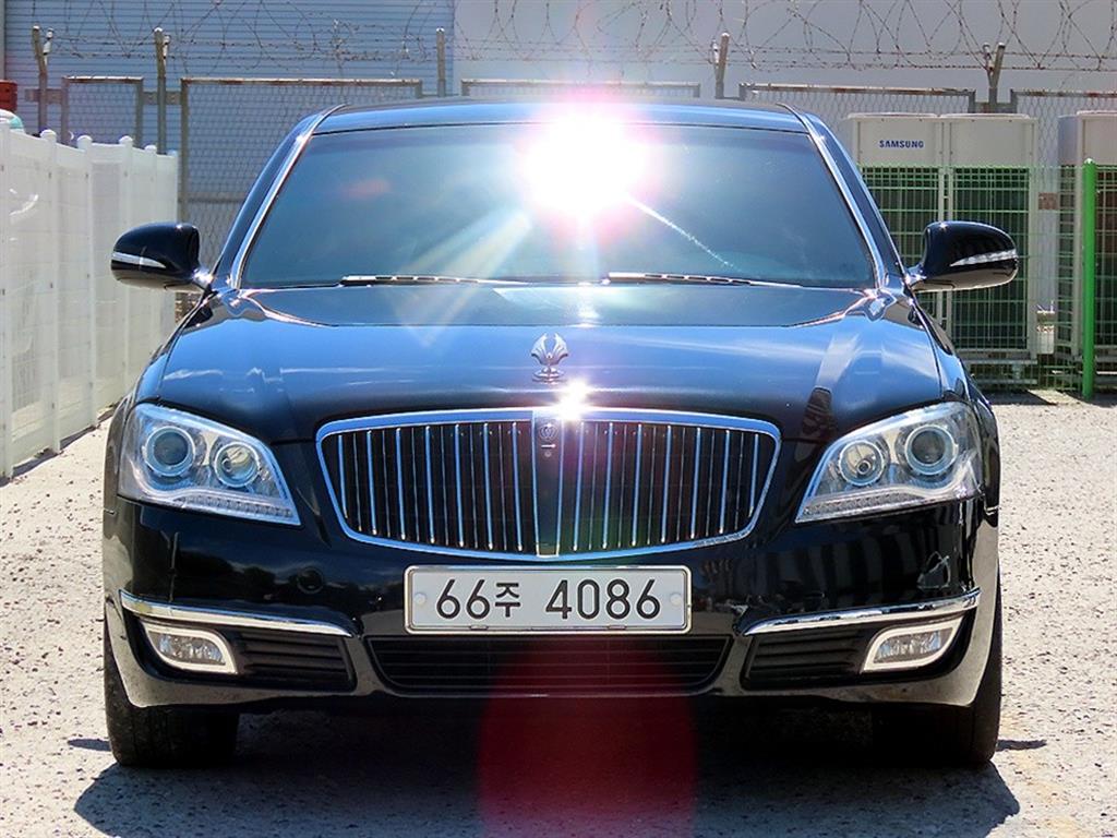 KG모빌리티(쌍용) Chairman W CW700 4TRONIC Ikseukyutibeu