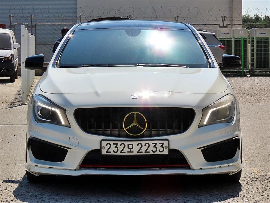 Mercedes-Benz CLA CLA45 AMG 4Maetik
