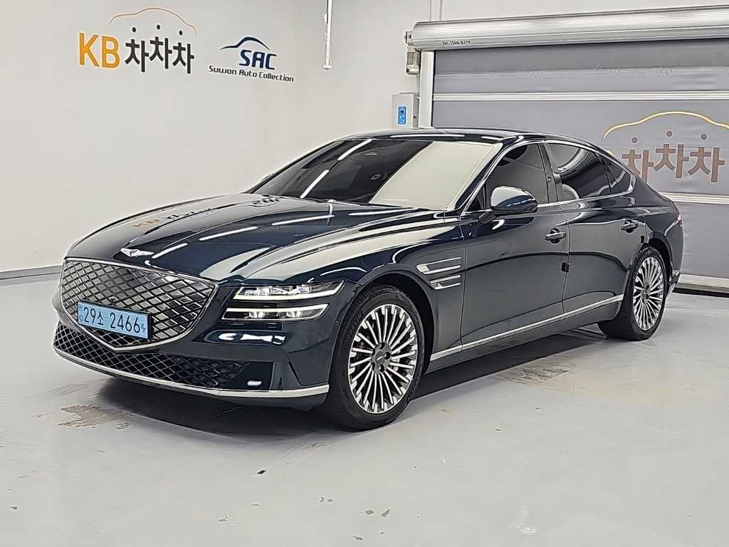 Genesis G80 eG80 EV AWD