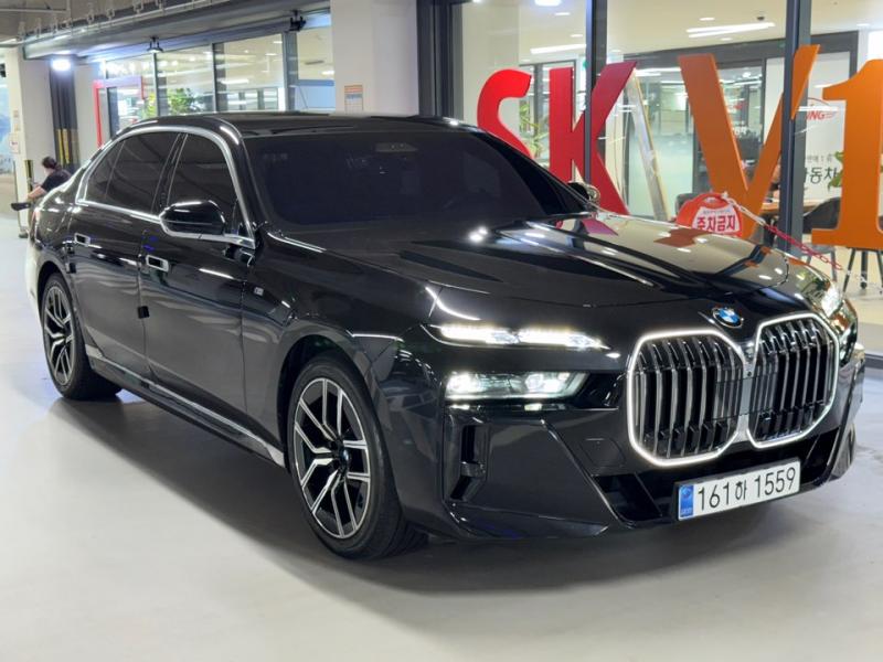 BMW 7 Series 740i xDrive M Sport