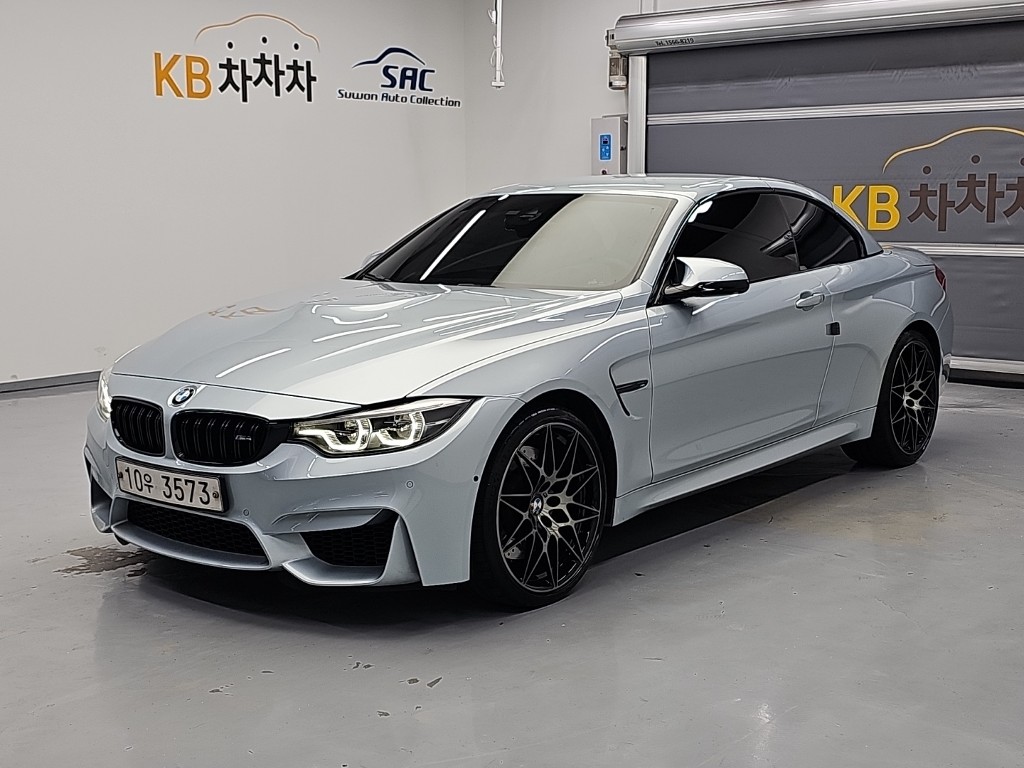 BMW M4 Convertible Keompetisyeon