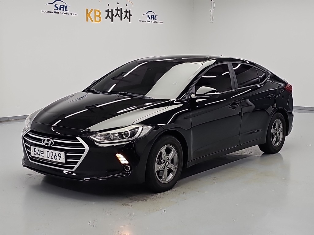 Hyundai Avante 1.6 GDi Smart