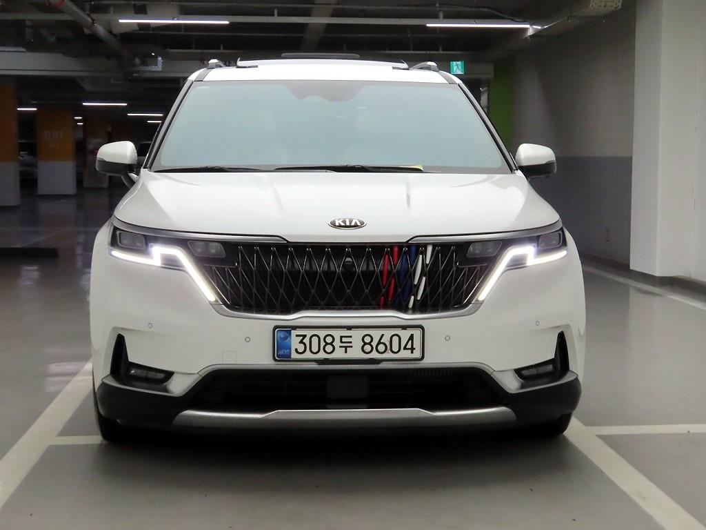 Kia Carnival 7 seats Signature