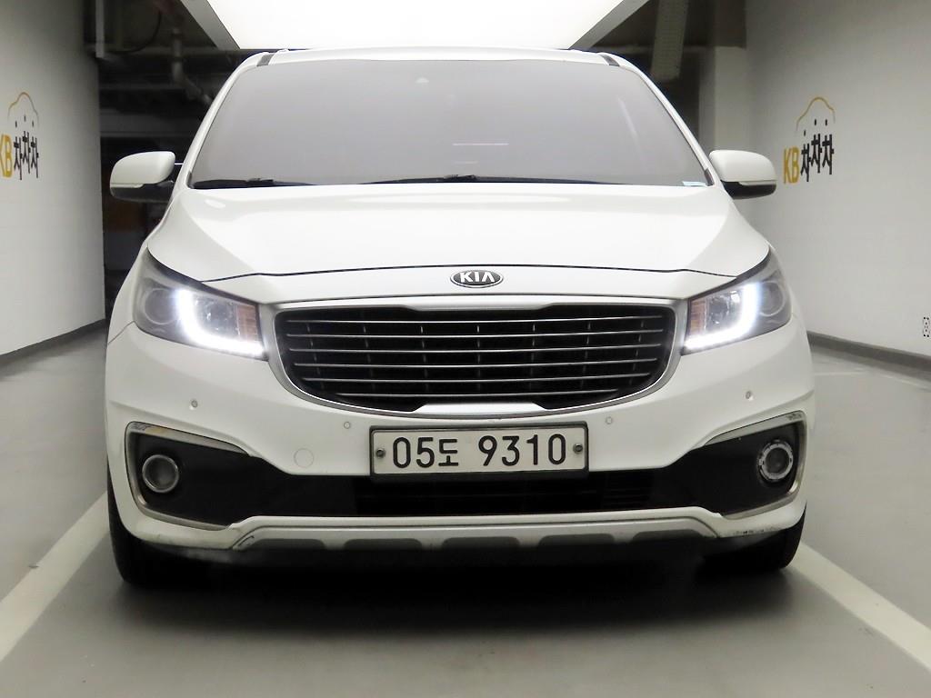 기아 카니발 9 seats Luxury