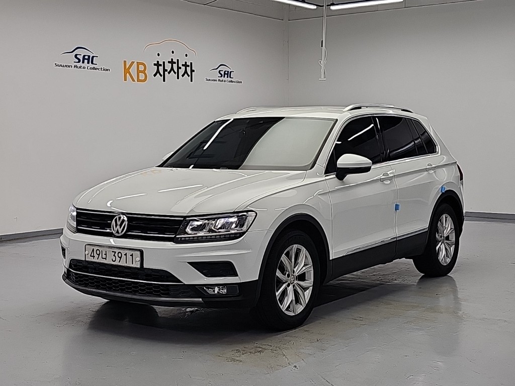 폭스바겐 티구안 2.0 TDI Premium