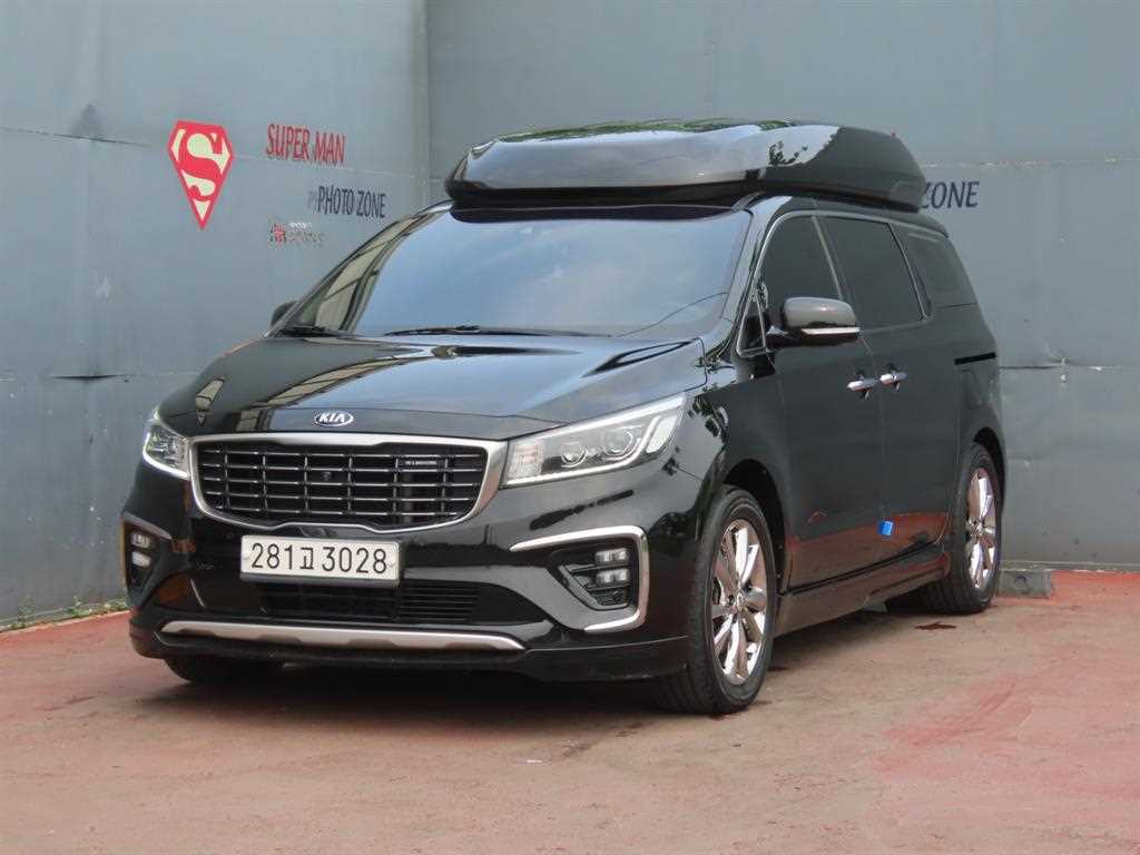 Kia Carnival Hairimujin 9 seats Noblesse Special