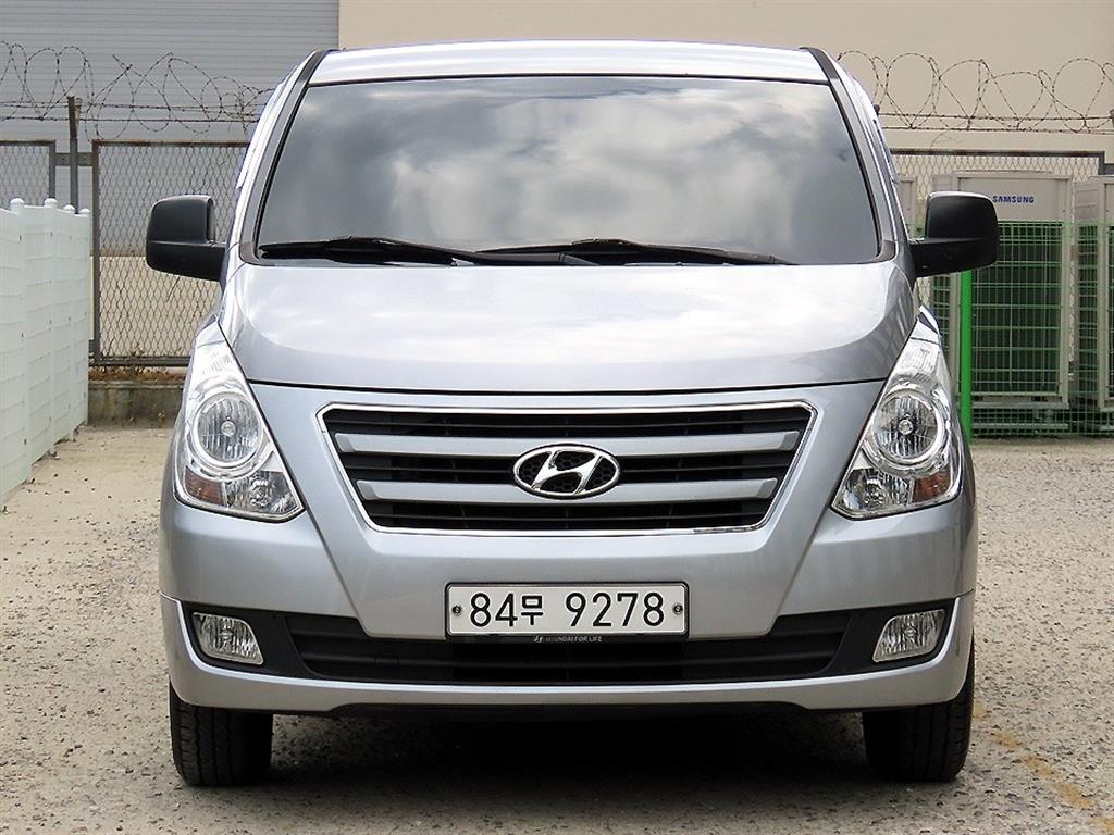 현대 Grand Starex 5 seats Van Modern