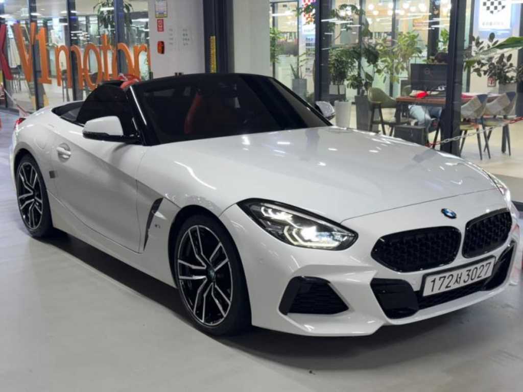 BMW Z4 20i sDrive M Sport Performance Inobeisyeonpaek