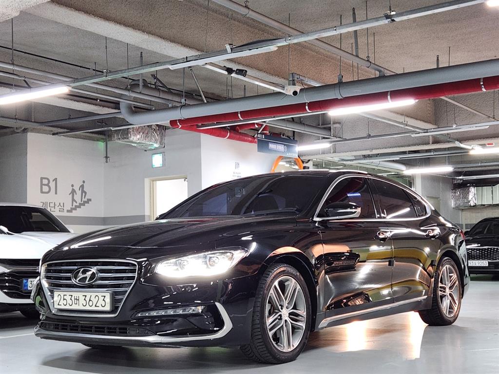 Hyundai Grandeur 2.2 Premium