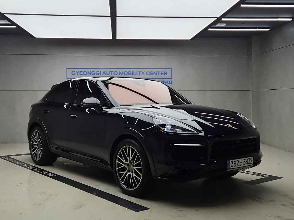 Porsche Cayenne 3.0 V6 Coupe Platinum Edition