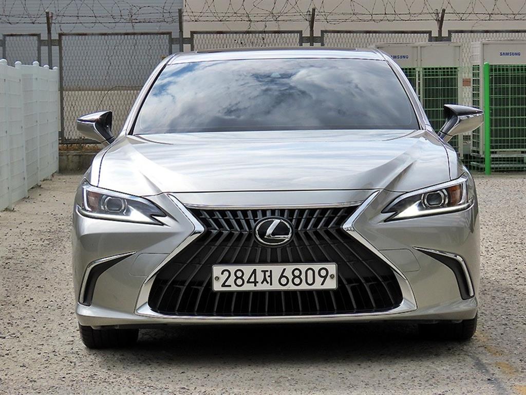 렉서스 ES 300h Luxury Plus