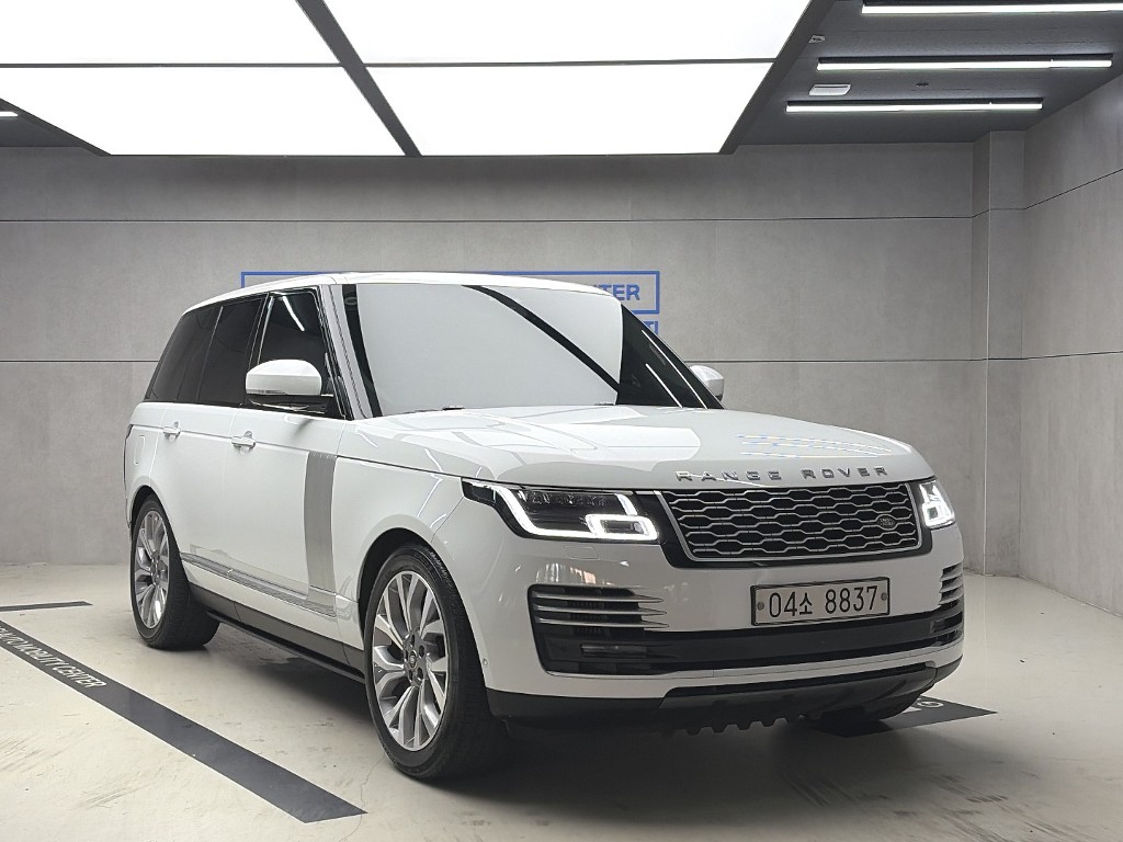 Land Rover Range Rover 4.4 SDV8 AB