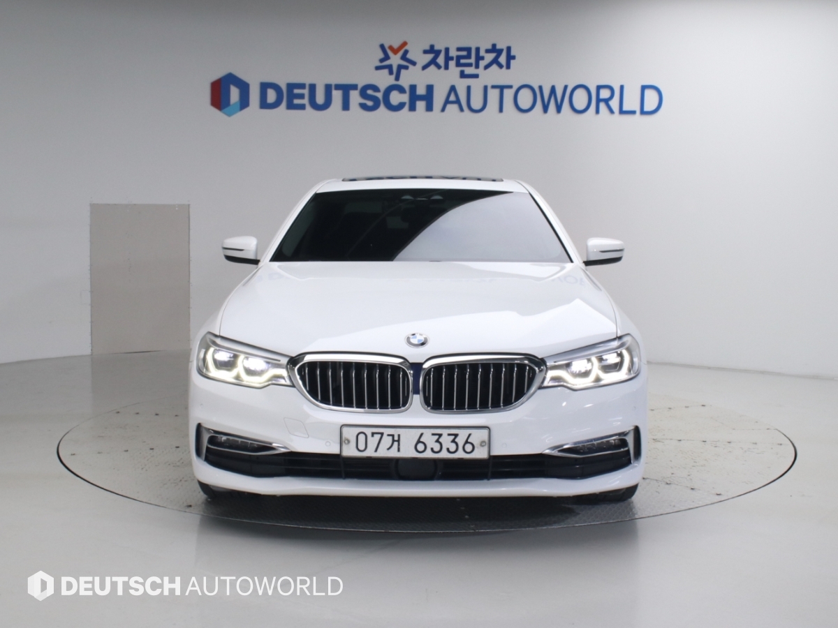 BMW 5 Series 520d Luxury Plus