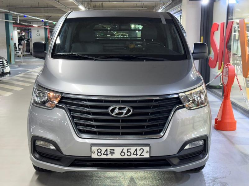 현대 Grand Starex 3 seats Van Smart