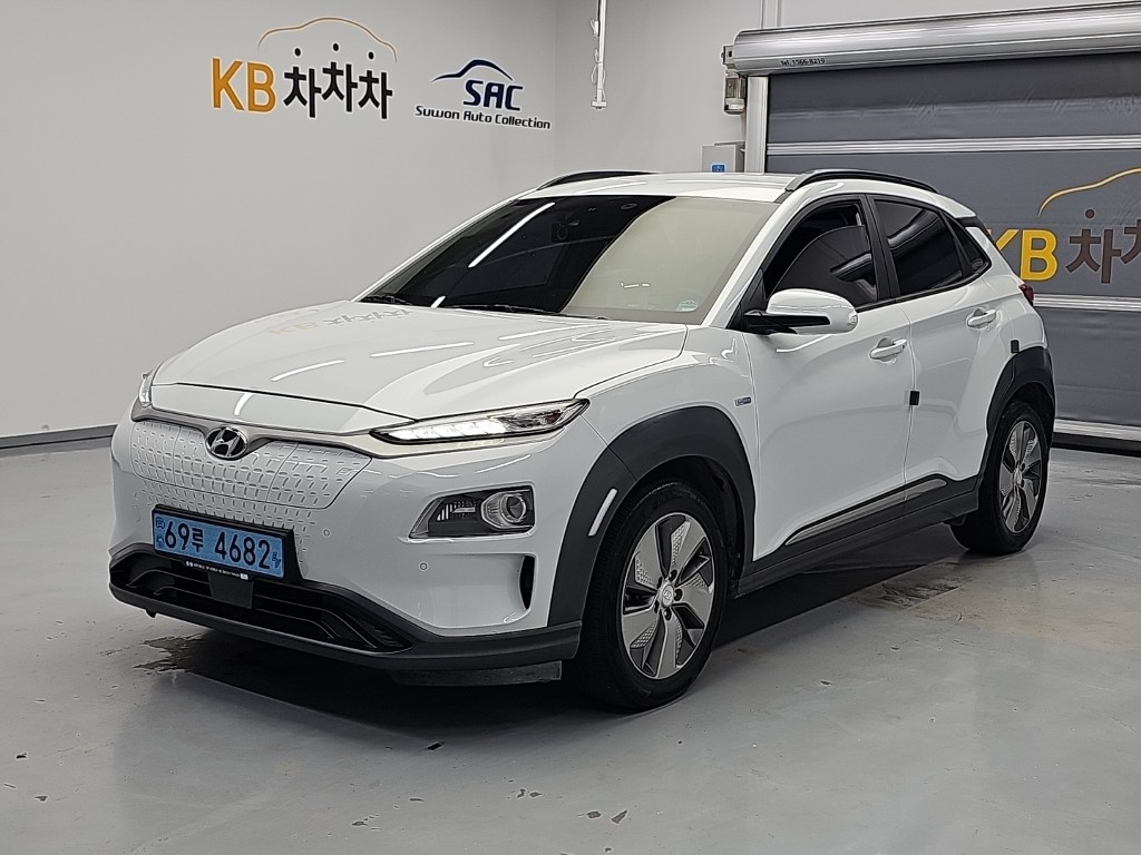 현대 코나 EV Premium