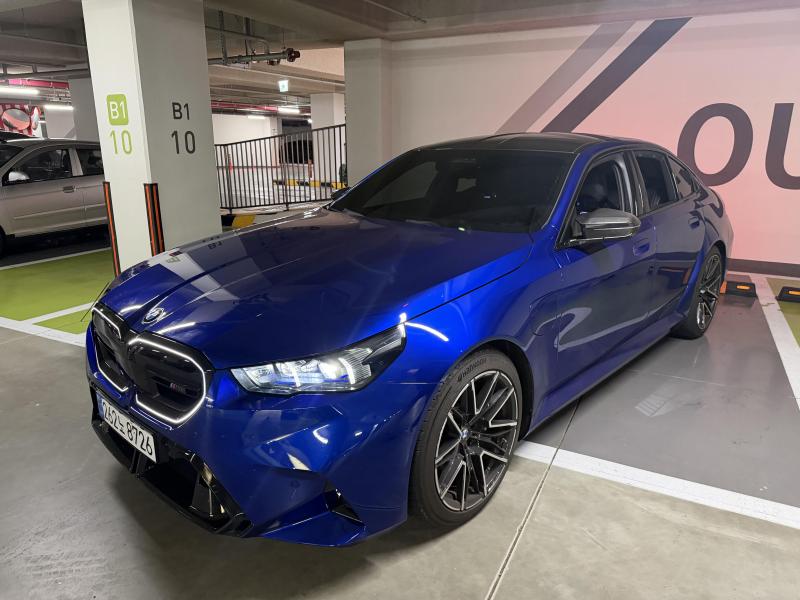 BMW M5 PHEV
