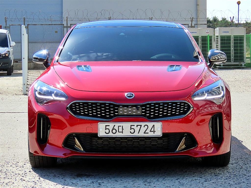 Kia Stinger 2.0 Turbo AWD Platinum