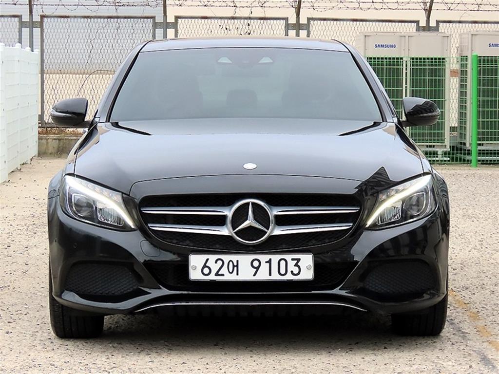 Mercedes-Benz C-Class C200 Avantgarde