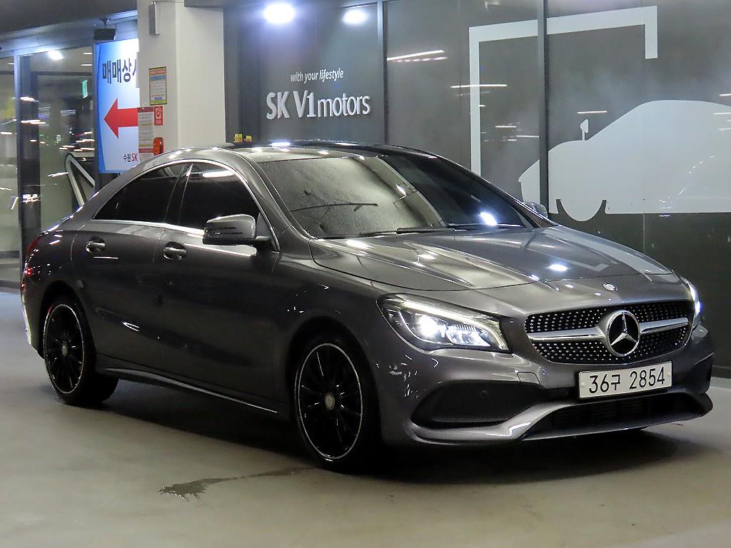 Mercedes-Benz CLA CLA220 AMG Line