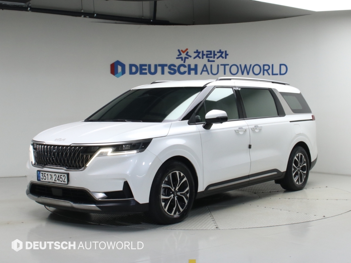 Kia Carnival 9 seats Noblesse