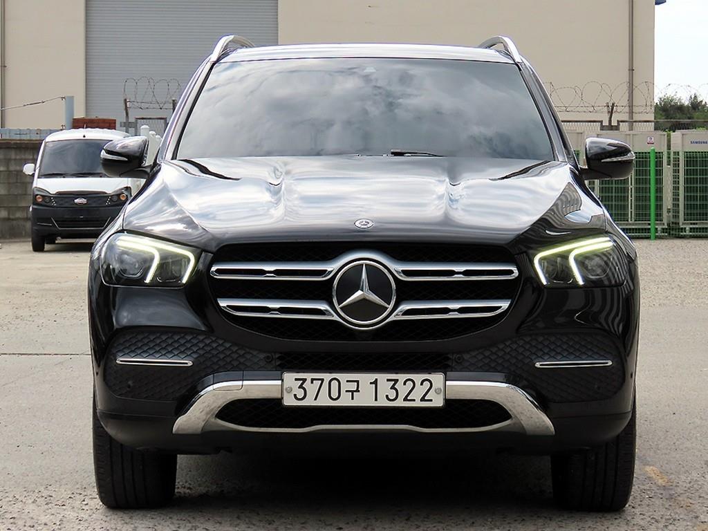 Mercedes-Benz GLE 300d 4Maetik